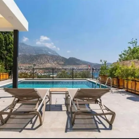 Reatred In Kalkan 3*