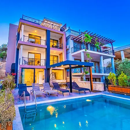 Reatred In Kalkan Apartahotel