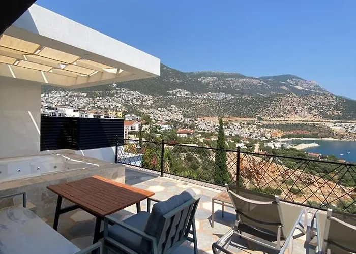 Reatred In Kalkan Apart Otel 3*